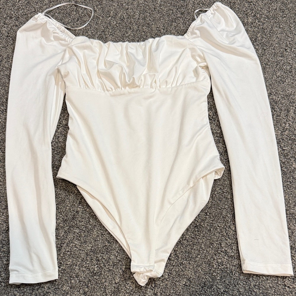 Princess Polly Cream Off-Shoulder Bodysuit